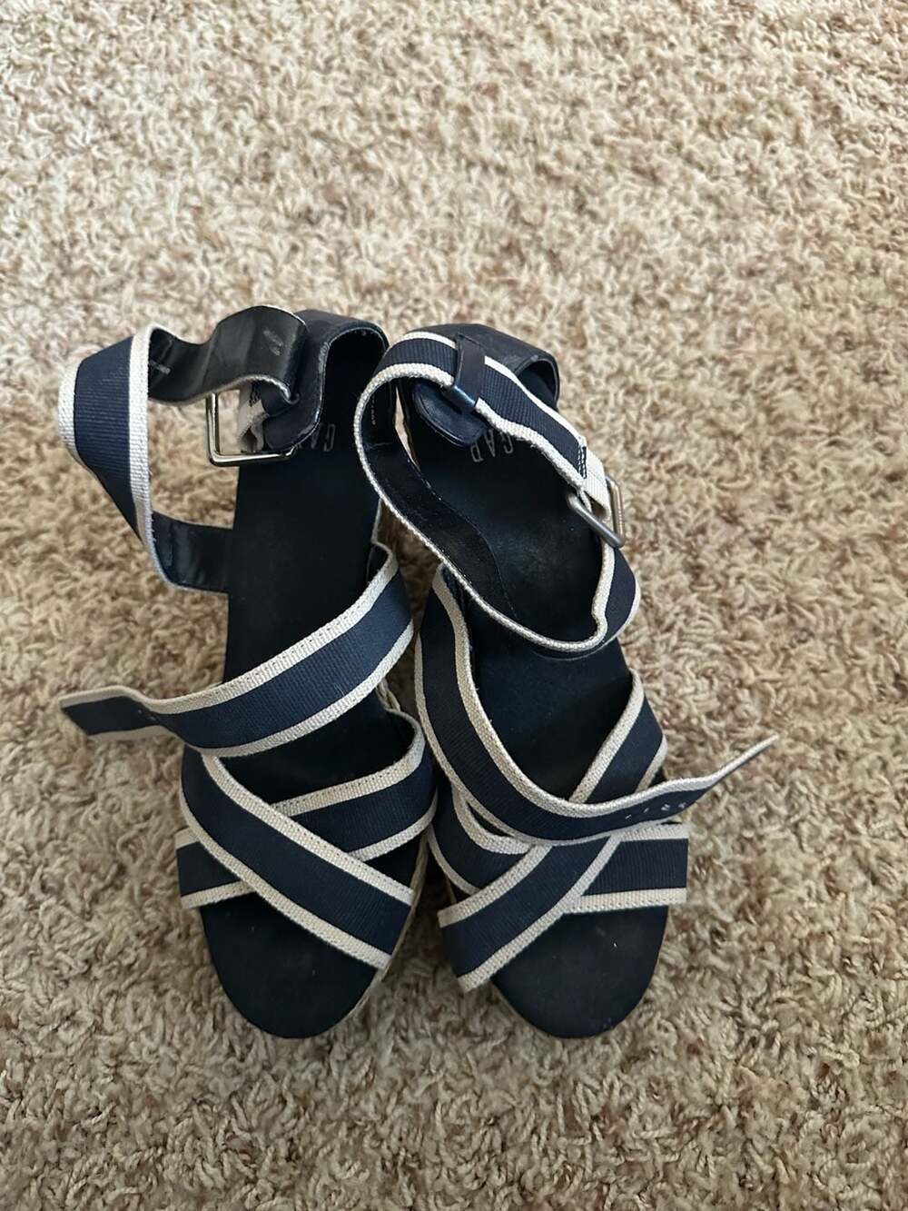 Gap Navy and Cream Striped Canvas Espadrille Wedge Sandals Size 7 pre owned